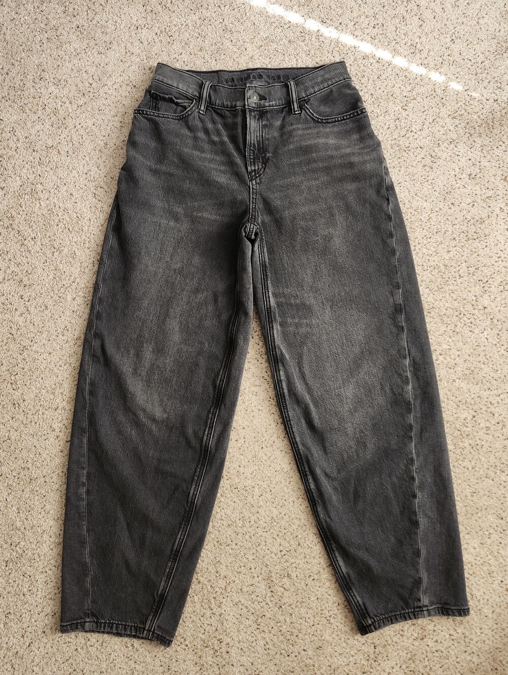 Low Rise Baggy Barrel Jeans